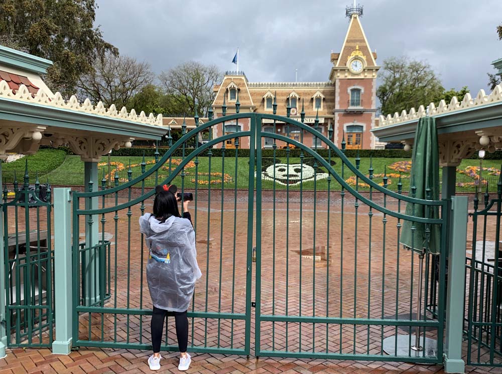 Disneyland Resort Closed